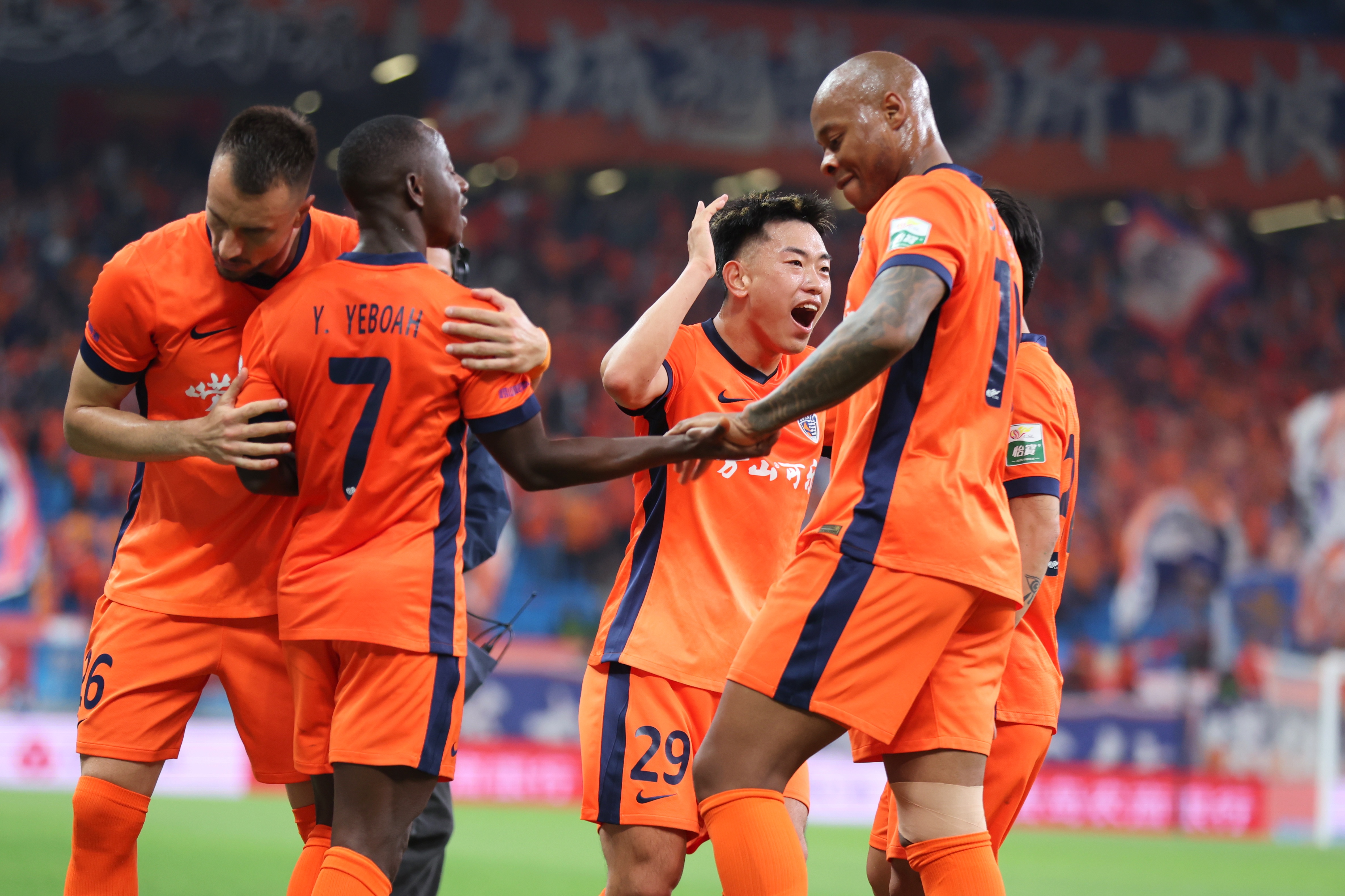 补时绝平！海牛1-1蓉城 保级队抢分续命