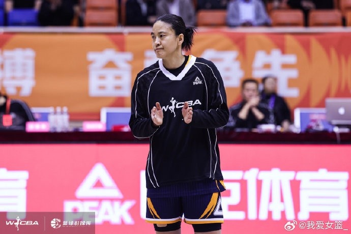 王丽丽确定加盟山东女篮 上赛季场均14+5+6获抢断王 王丽丽确定加盟山东女篮 上赛季场均14+5+6获抢断王
