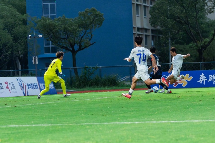 U20中青赛补赛申花3-1新鹏城 张煜黄毅豪破门对手送乌龙