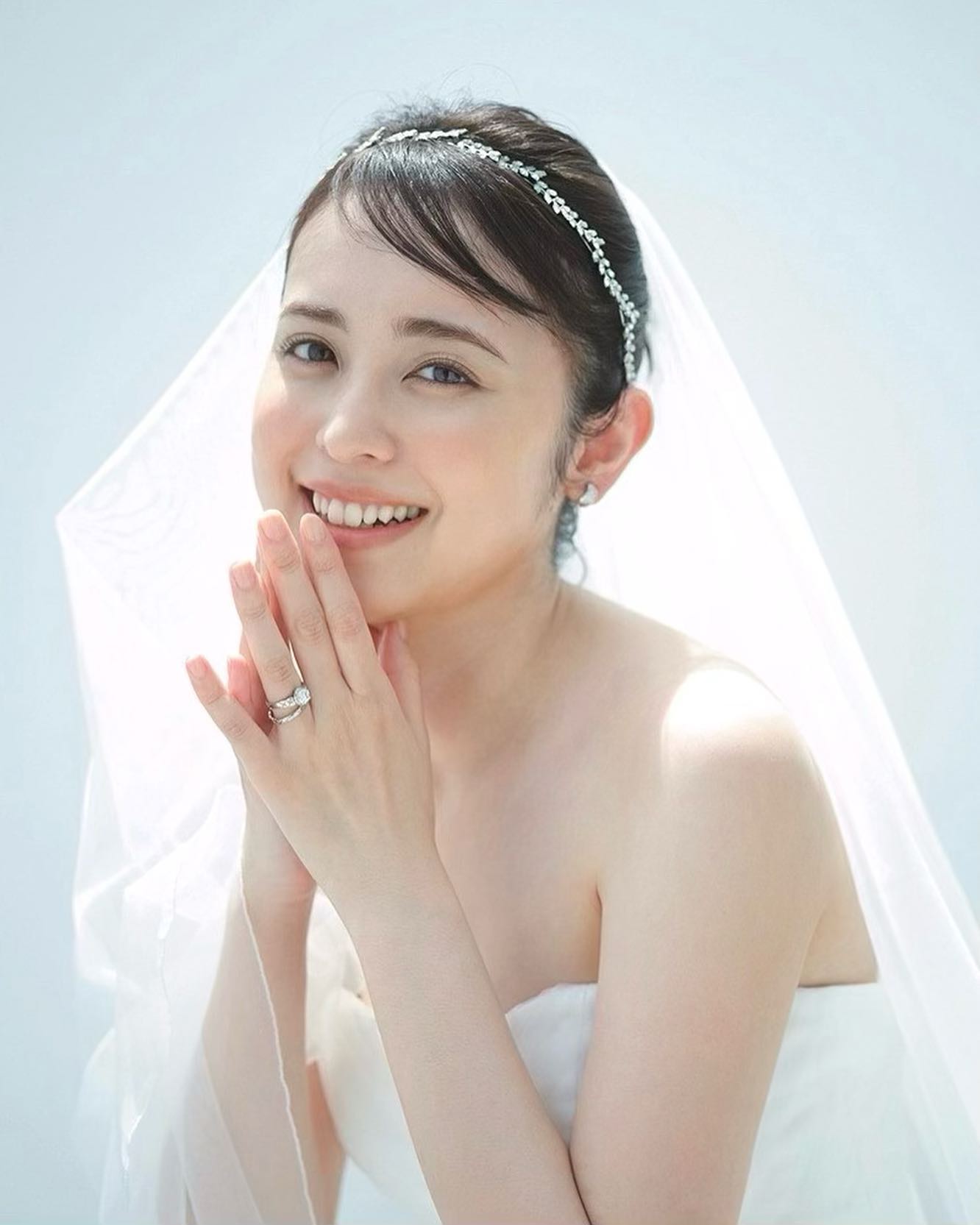 渡边雄太妻子带娃观战世预赛晒照:👶🏻第一次看篮球比赛 渡边雄太妻子带娃观战世预赛晒照:👶🏻第一次看篮球比赛